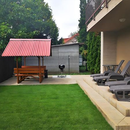 Mandara Wellnes Apartmanok Siofok Exterior photo